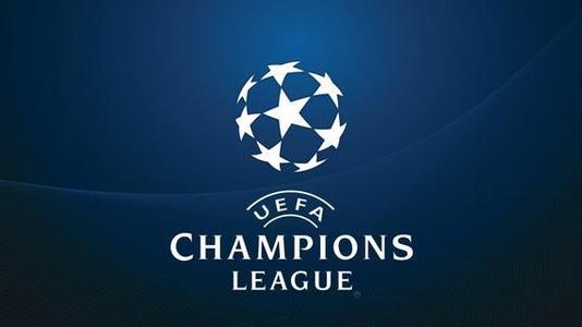 己似乎陷入 己似乎陷入